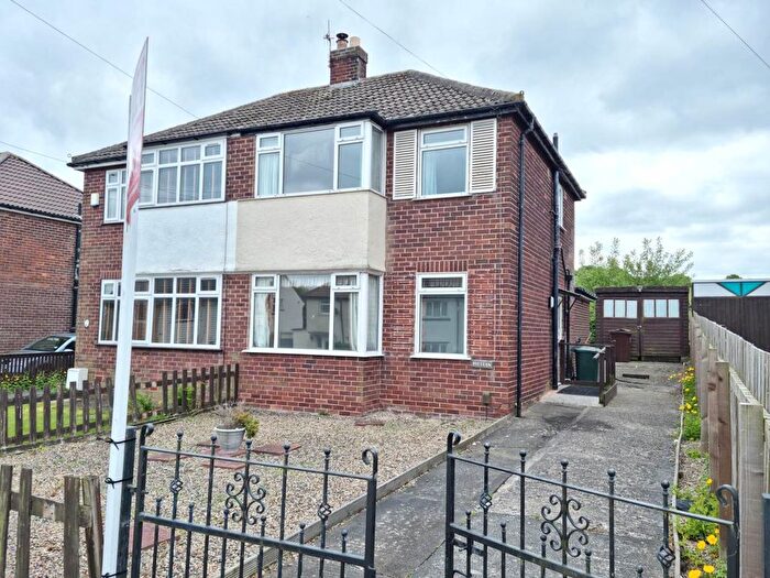 3 Bedroom Property To Rent In March Cote Lane, Bingley, BD16