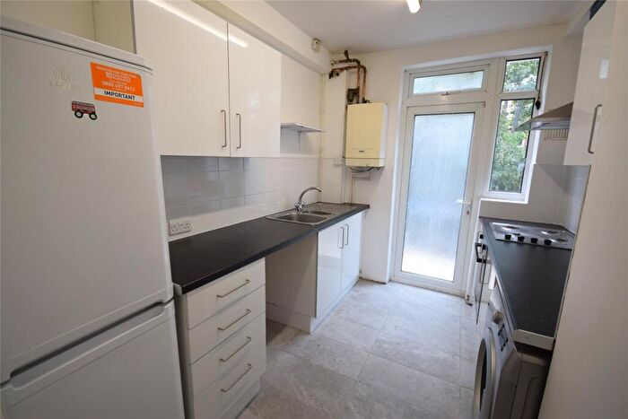 4 Bedroom Terraced House To Rent In Streatham Road, Mitcham, Surrey, CR4