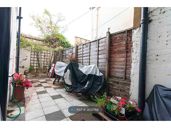 5 Bedroom Terraced House To Rent In Cassidy Road, London, SW6