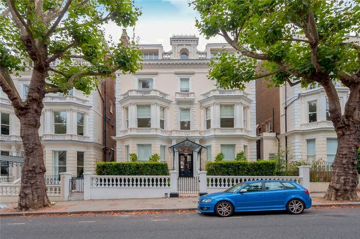 4 Bedroom Maisonette To Rent In Holland Park, London W11