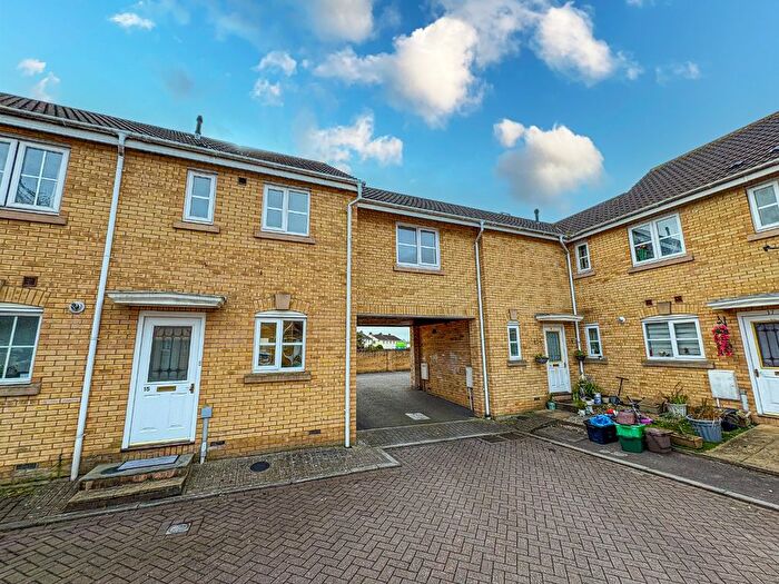 2 Bedroom Mews To Rent In Cheddon Mews, Taunton, Somerset, TA2