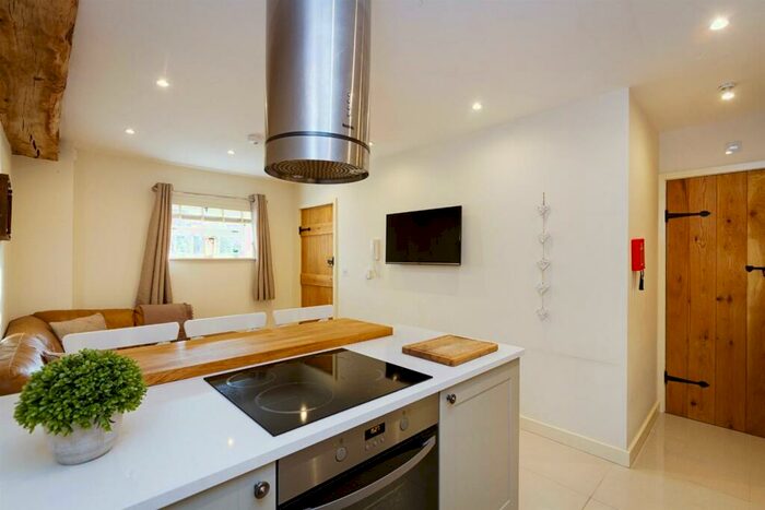 3 Bedroom Garage / Parking To Rent In Dove House Farm, Blythe Bridge Road, Caverswall, Stoke On Trent, Staffordshire, ST11