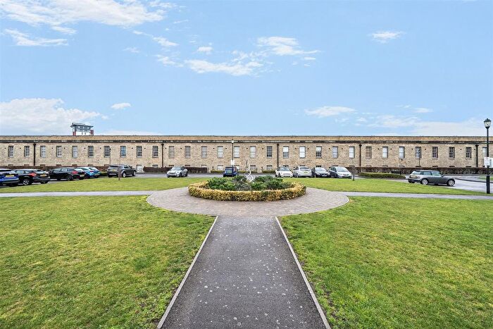 1 Bedroom Flat For Sale In St. Georges Walk, Gosport, PO12