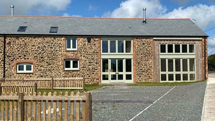 3 Bedroom Semi-Detached House For Sale In Tredown Barton, Holsworthy, EX22