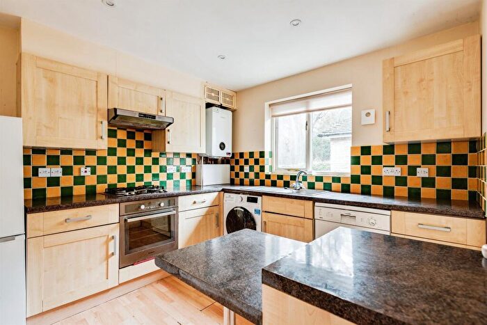 2 Bedroom Detached Bungalow For Sale In Dorchester Close, Headington, Oxford, OX3