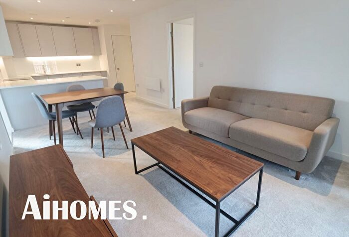 2 Bedroom Flat To Rent In Local Crescent, Hulme Street, Salford, M5