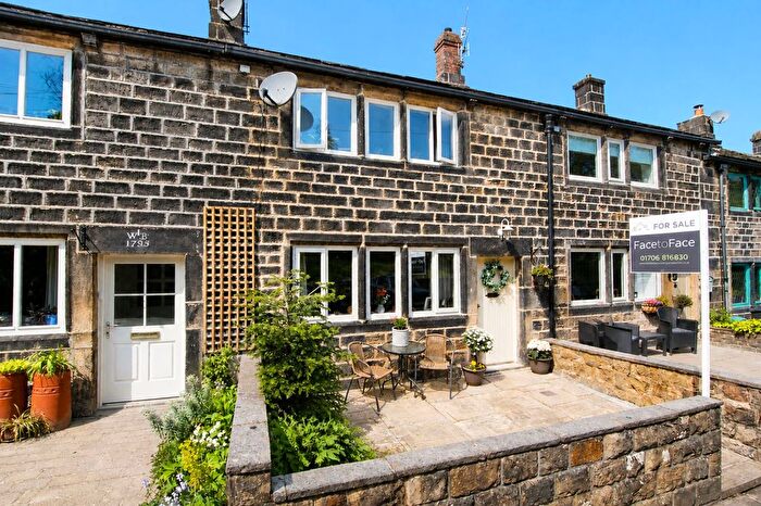 2 Bedroom Cottage For Sale In Square Road, Todmorden, OL14