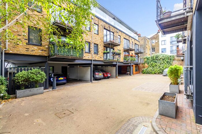 2 Bedroom Apartment To Rent In Rufford Street London, N1