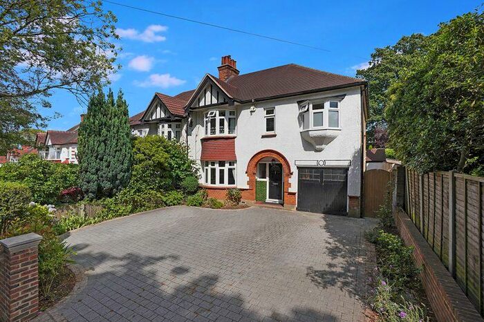 5 Bedroom Semi-Detached House To Rent In Maidstone Road, Chatham, ME4