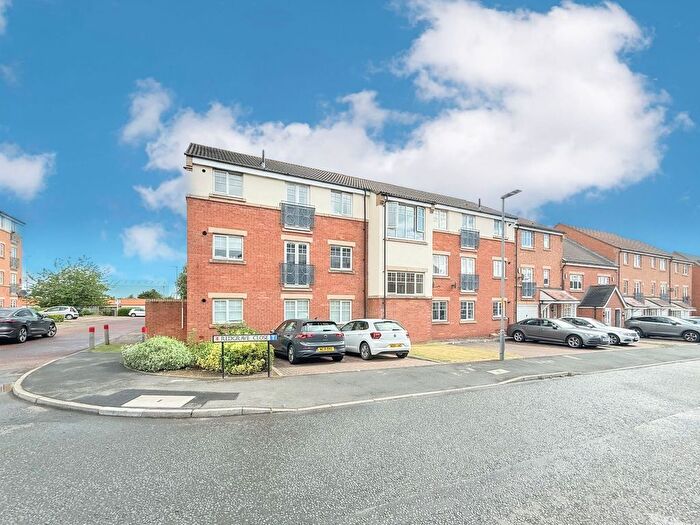 2 Bedroom Flat For Sale In Redgrave Close, Gateshead, NE8