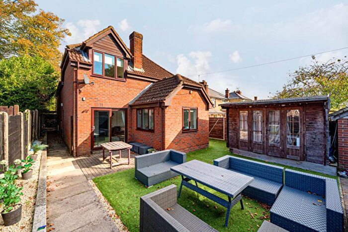 4 Bedroom Detached House To Rent In Weyhill Road, Andover, Hampshire, SP10