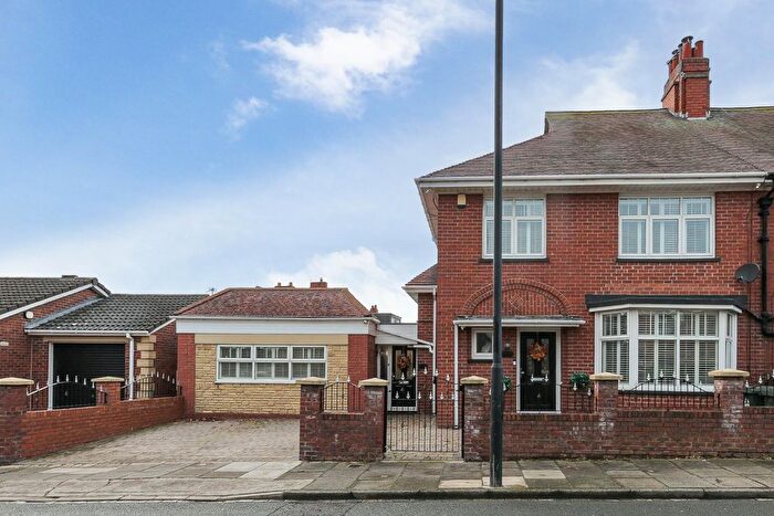 4 Bedroom Semi Detached House For Sale In Kings Road South, Wallsend, NE28