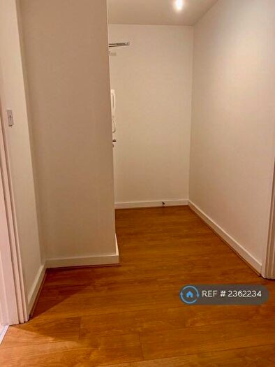 1 Bedroom Flat To Rent In Skyline, Barnsley, S70