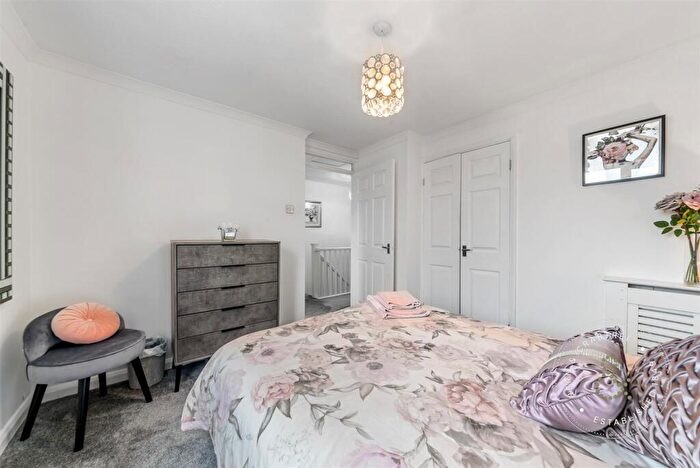 3 Bedroom End Of Terrace House For Sale In Evenwood Close, Pontprennau, Cardiff, CF23