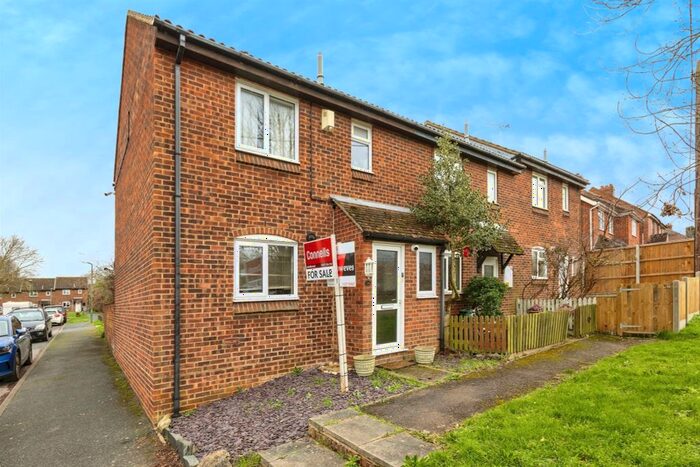 3 Bedroom Terraced House For Sale In Court Hill, Littlebourne, Canterbury, CT3
