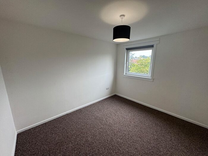 2 Bedroom Flat To Rent In Brington Place, Dundee, DD4