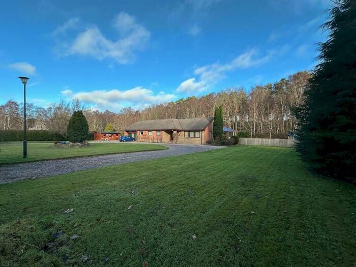 4 Bedroom Detached Bungalow For Sale In Crooked Burn House, Lhanbryde, IV30