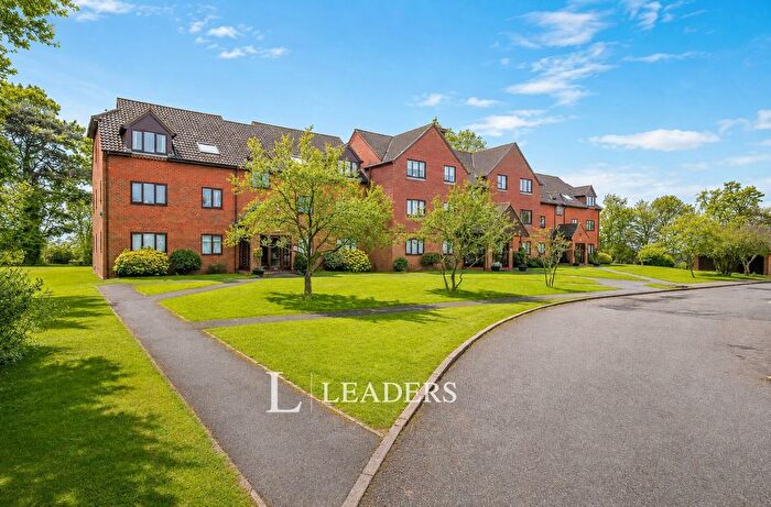 2 Bedroom Flat For Sale In Wavendon Fields, Wavendon, Milton Keynes, MK17