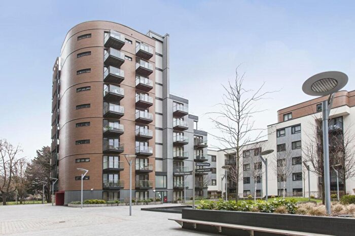 Flat To Rent In Binnacle House, Wapping Lane, Wapping, E1W