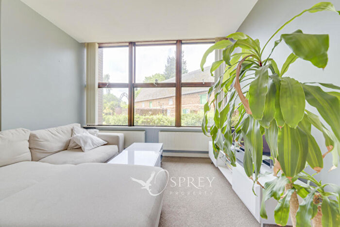 2 Bedroom Apartment For Sale In Avon House, Tithe Barn Road, Wellingboroug, NN8