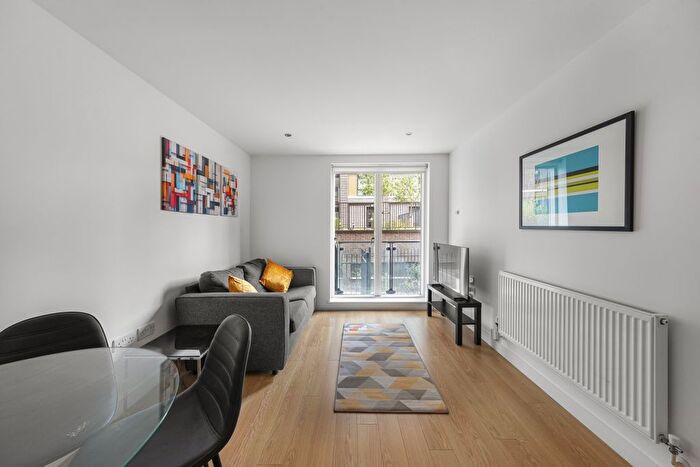 1 Bedroom Flat For Sale In Conington Road, London, SE13