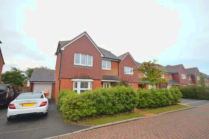 4 Bedroom Detached House To Rent In Fellows Gardens, Yapton, Arundel, BN18