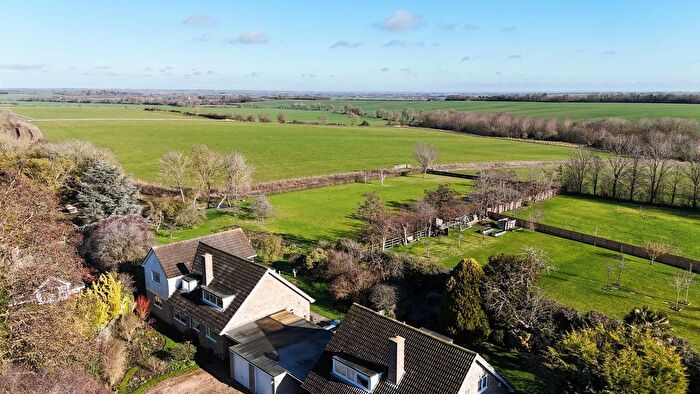 5 Bedroom Detached House For Sale In Friends Close, Yelling, PE19