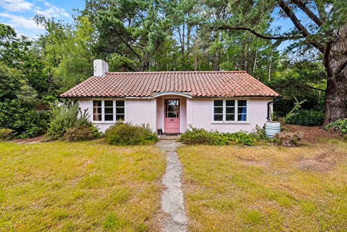 2 Bedroom Bungalow For Sale In Sandgate Lane, Storrington, Pulborough, RH20