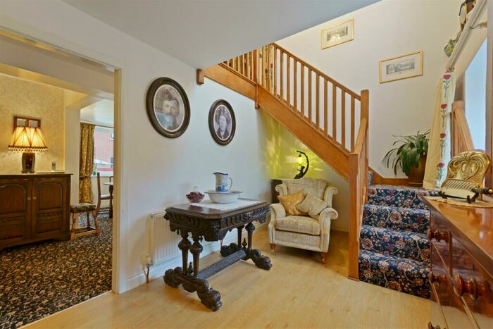 5 Bedroom Property For Sale In Rhewl, Holywell, Flintshire, CH8