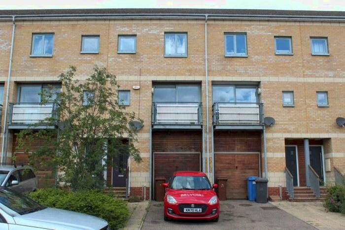 3 Bedroom Town House To Rent In Patteson Road, Ipswich, IP3