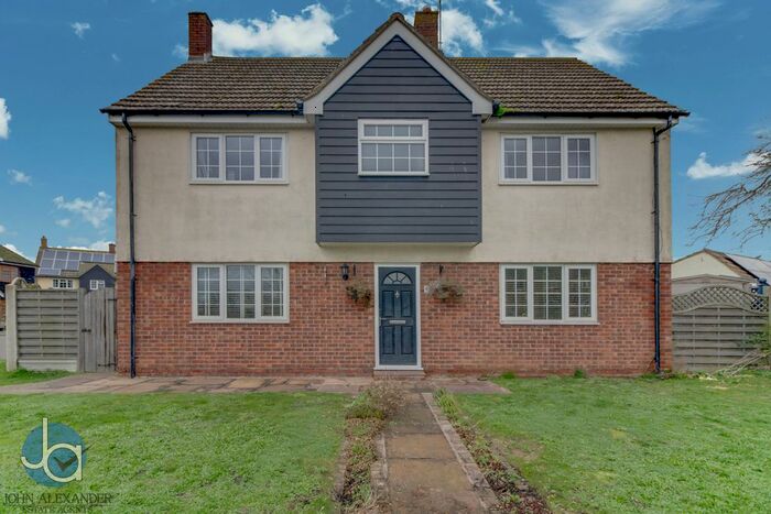 4 Bedroom Detached House For Sale In Sawyers Road, Little Totham, Maldon, CM9