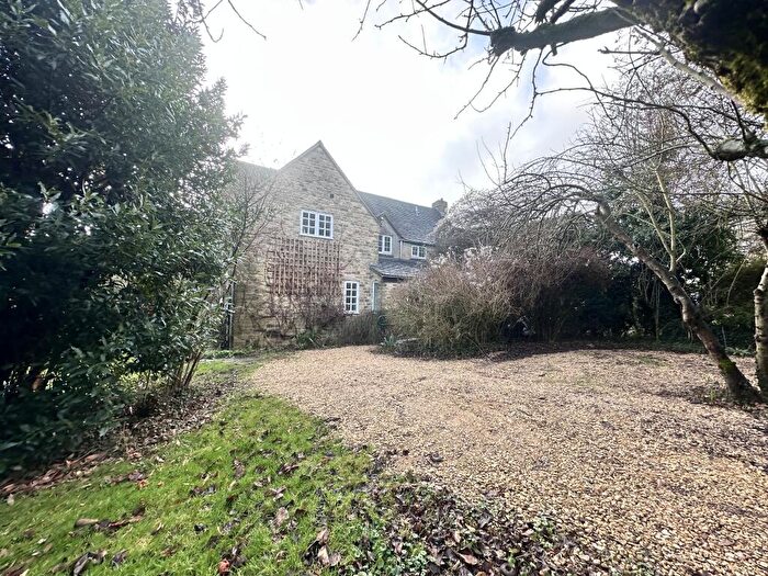 3 Bedroom House To Rent In Minster Lovell, Witney, OX29