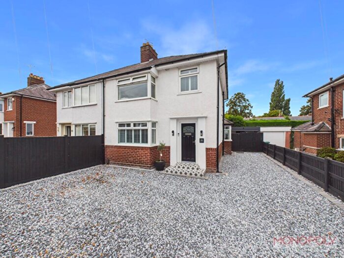 3 Bedroom Semi-Detached House For Sale In Camberley Drive, Wrexham, LL12