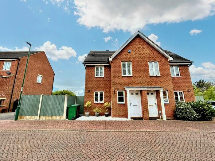 1 Bedroom House To Rent In City View, NG3