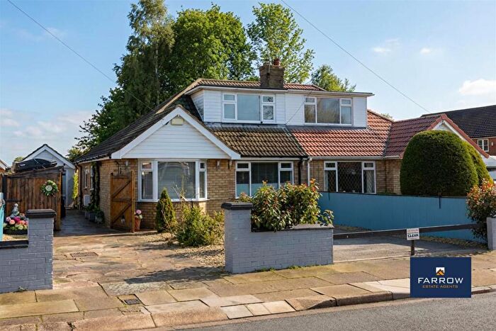 3 Bedroom Semi-Detached Bungalow For Sale In Fallowfield Road, Grimsby, DN33