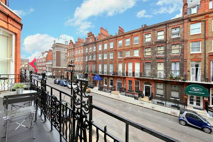 1 Bedroom Flat To Rent In Nottingham Place, Marylebone, W1U