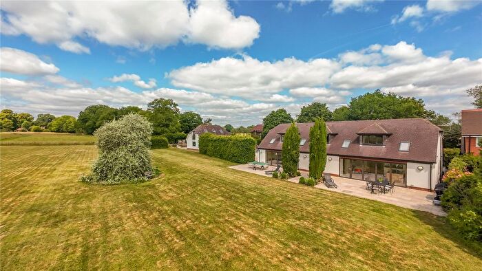 5 Bedroom Detached House For Sale In Silchester Road, Bramley, Tadley, Hampshire, RG26