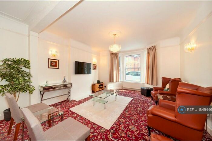 4 Bedroom Semi-Detached House To Rent In Temple Road, London, CR0