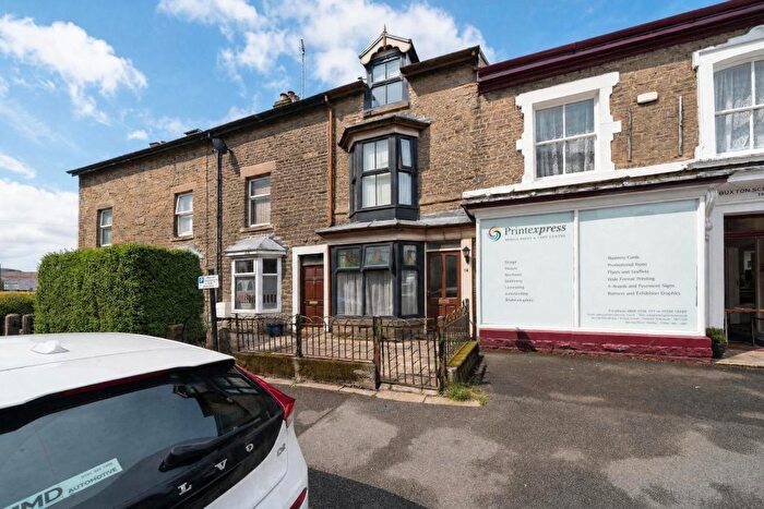 4 Bedroom Terraced House For Sale In Market Street, Buxton, SK17