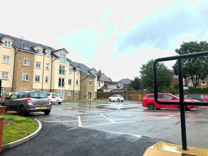 2 Bedroom Flat To Rent In Fitzalan Road, Handsworth, Sheffield S13