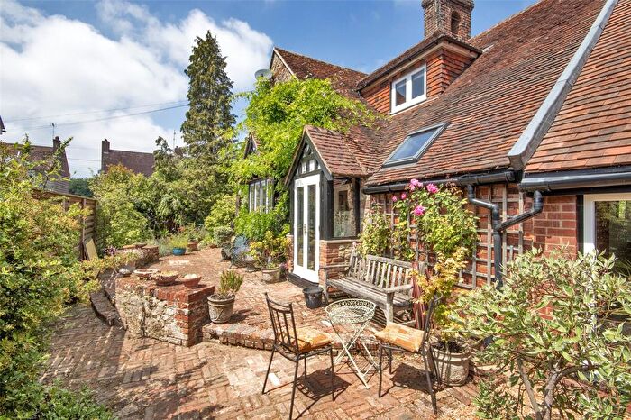 4 Bedroom Detached House For Sale In The Street, Little Chart, Kent, TN27