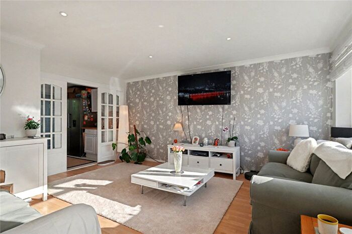 4 Bedroom Detached House For Sale In Hoblands, Haywards Heath, RH16