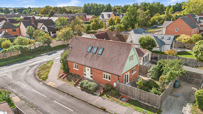 2 Bedroom Detached House For Sale In The Croft, Harwell, OX11
