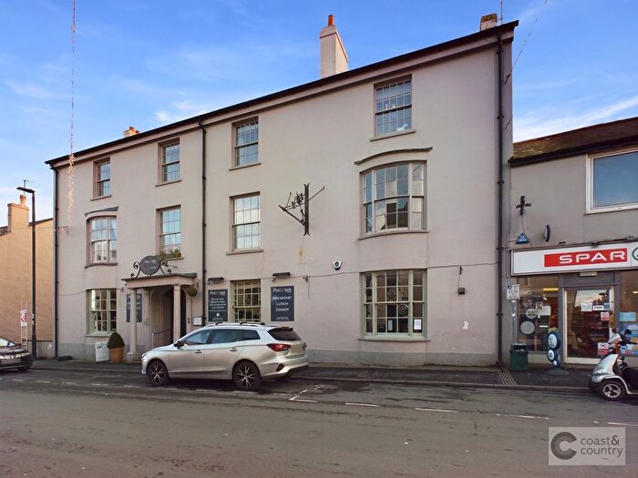 2 Bedroom Flat For Sale In Coach House Mews, Chudleigh, TQ13