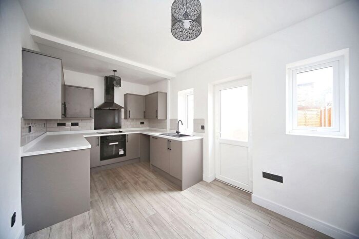 3 Bedroom Terraced House For Sale In City Road, Wigan, WN5