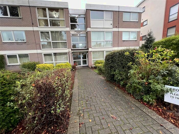 2 Bedroom Flat To Rent In Avenue Road, Wolverhampton, West Midlands, WV3