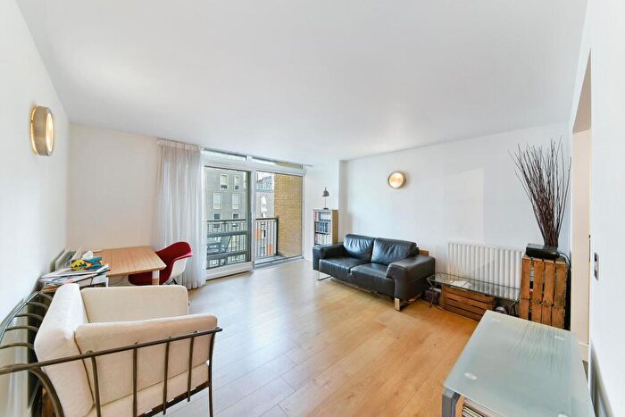 1 Bedroom Apartment To Rent In Canary Central, London, E14