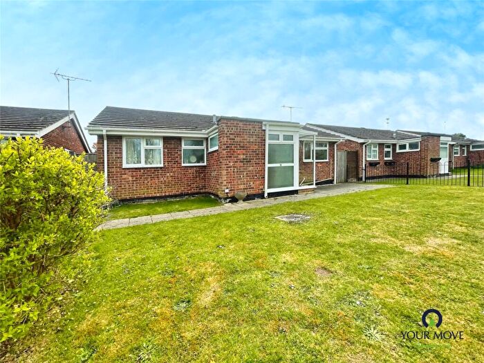 3 Bedroom Bungalow For Sale In Uppark Way, Bognor Regis, West Sussex, PO22