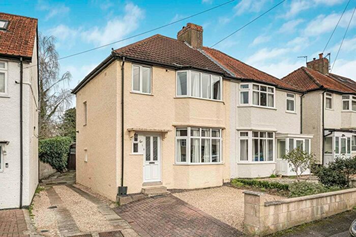 3 Bedroom Semi Detached House For Sale In St. Omer Road, Oxford, OX4