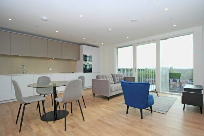 1 Bedroom Flat To Rent In Kingwood Apartments, Deptford Landings, Waterline Way, Deptford, London, SE8